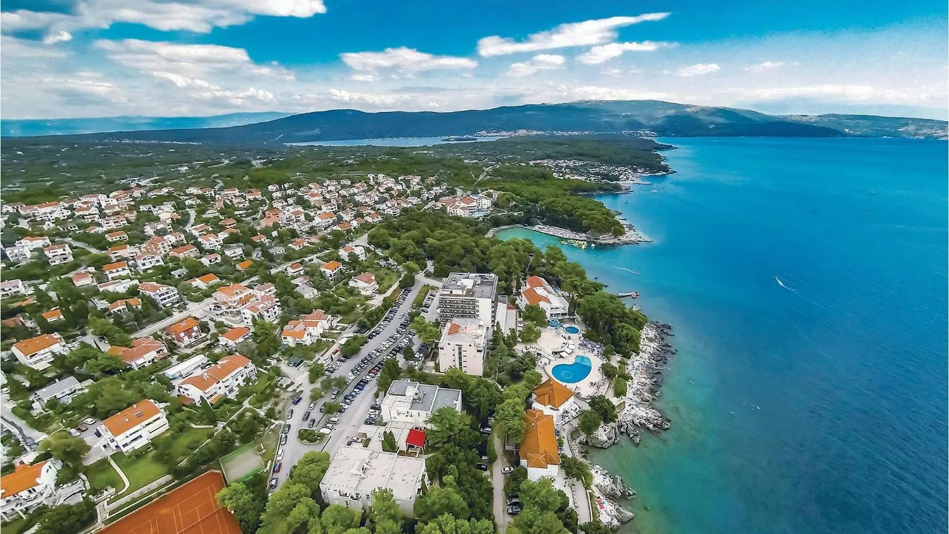 Amazing Apartment In Cizici With Wifi