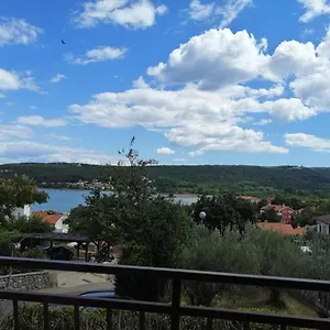 Cilijin Dvor Čižići