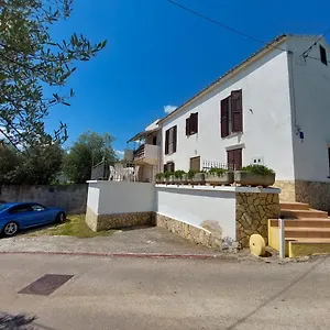 Ivan Apartman